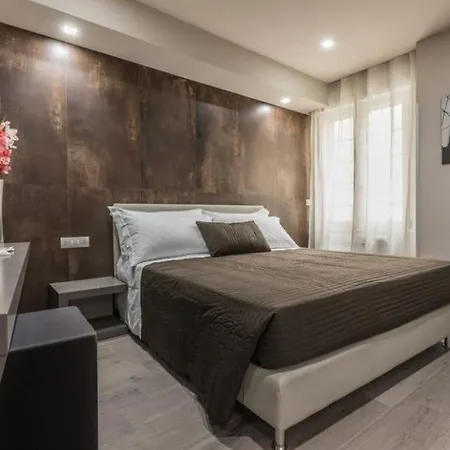 Cavour Luxury Готель